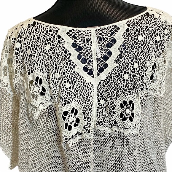 Free People Lace Tunic, XS, cream colored. Oversized, high-low hem. - Picture 7 of 9